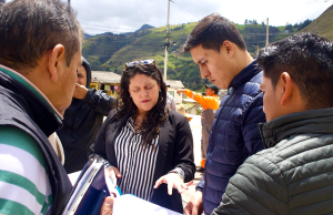 Alcaldesa de Loja evalúa proyectos en Taquil