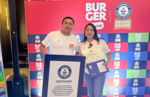 Las Papas del Hueco logra Récord Guinness