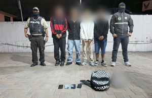 Policía recupera moto y aprehende a cinco presuntos extorsionadores en Loja
