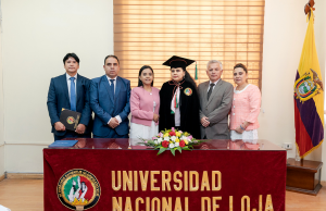 UNL gradúa a primera profesional en Turismo en Ecuador con discapacidad visual