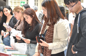 Feria del Libro en homenaje a Pablo Palacio