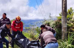 Hallan dos cuerpos con signos de violencia en la vía antigua Loja–Catamayo