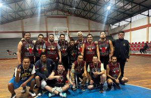 Jipiro Bulls representará a Loja en torneo nacional de baloncesto barrial +40