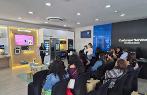 Samsung promueve taller de IA por el Día de las Madres con experiencia práctica de Galaxy AI