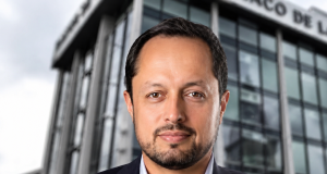 Banco de Loja nombra Gerente General a Santiago Hidalgo